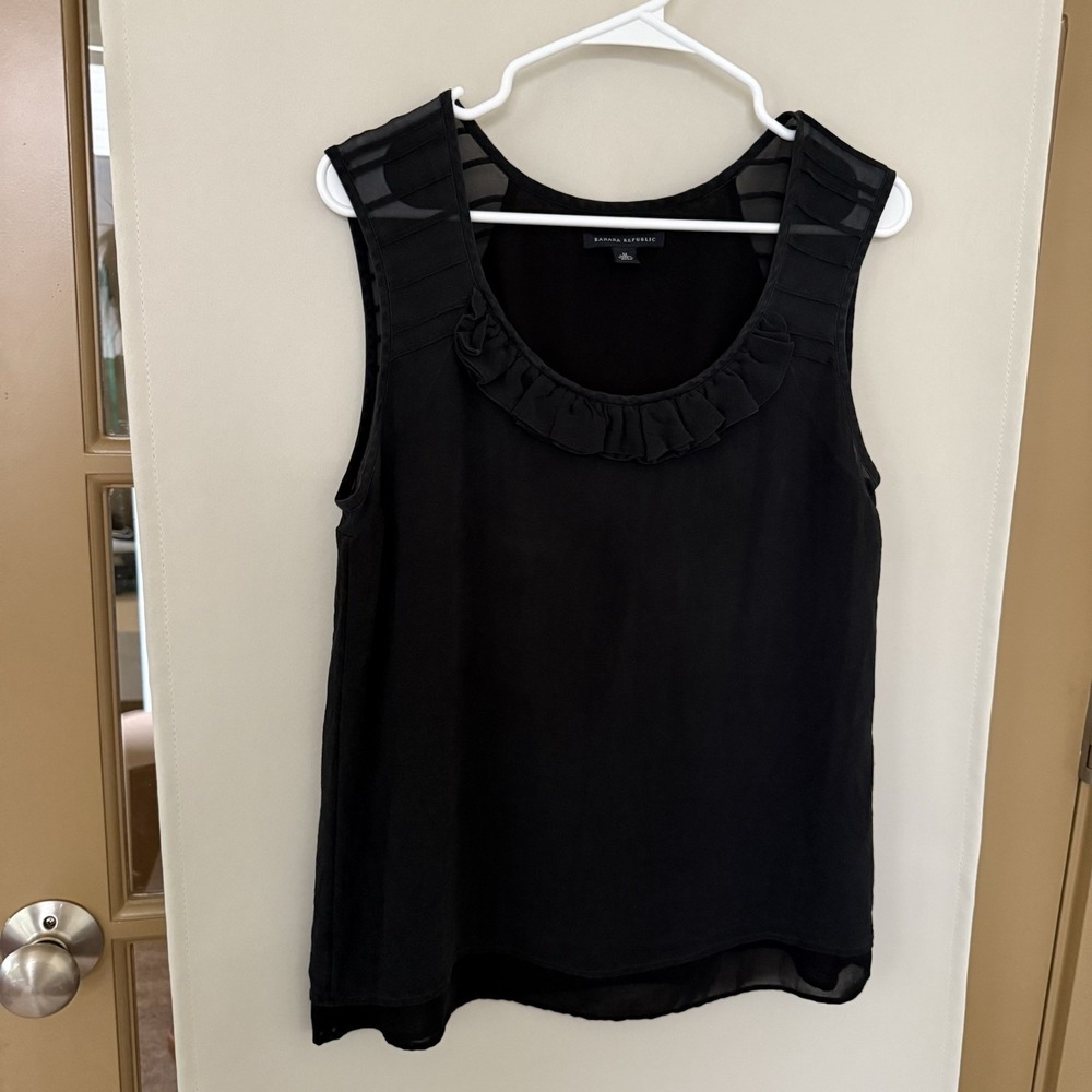 Banana Republic Womens Medium Black Silk Sleeveless‎ Blouse Tank Top